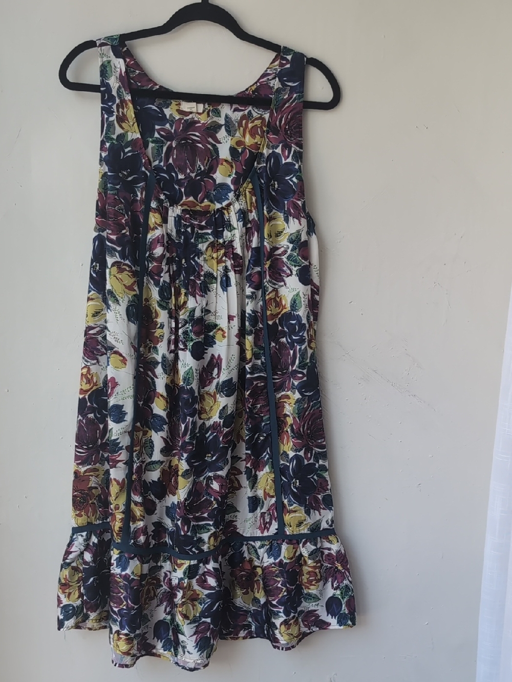 Sleeveless Floral A-Line Dress in White with Navy & Yellow Blooms